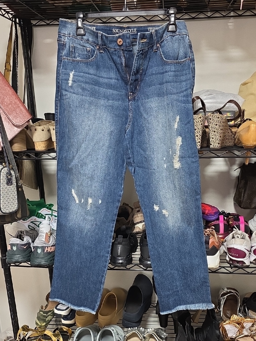 SoundStyle Women’s Distressed Cropped Jeans - Blue